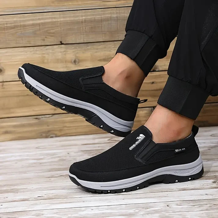 Markowe buty ortopedyczne — miękkie i wygodne, zapewniające doskonałe wsparcie — łagodzą ból stóp.